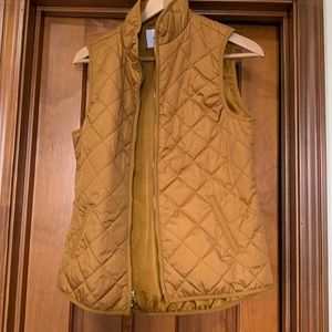Old Navy Puffer Vest